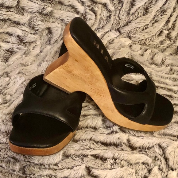 Mia wooden heels - Picture 1 of 4